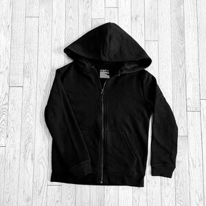 Cat & Jack Black Zip-Up Hoodie Sweatshirt size: S 6/7